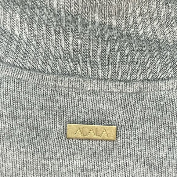 ALALA Sweater Women's XS New Gray Wander Quarter Zip - Picture 3 of 11